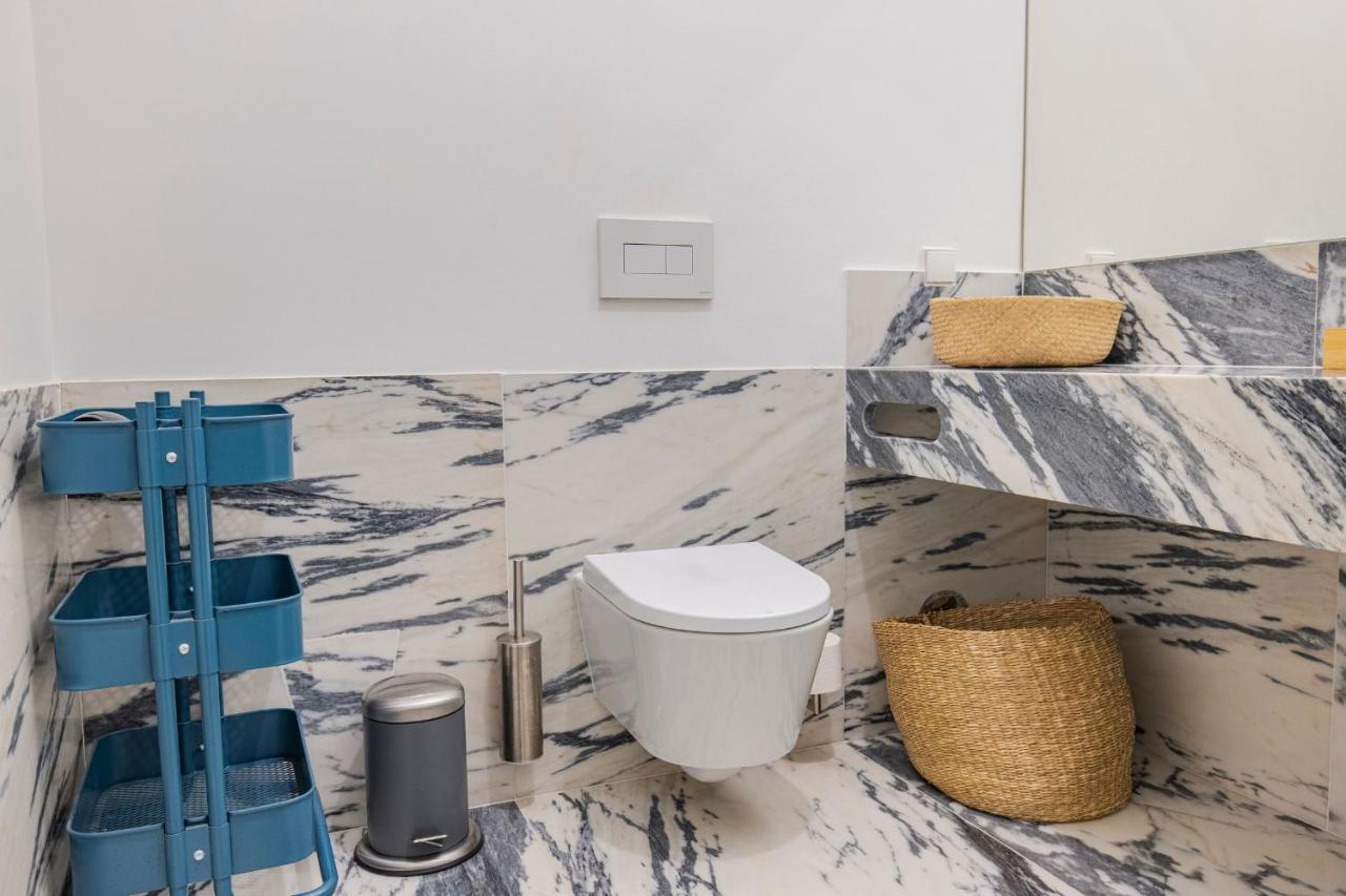 Modern Rustic Flat In Santos By Lovelystay Lisboa المظهر الخارجي الصورة